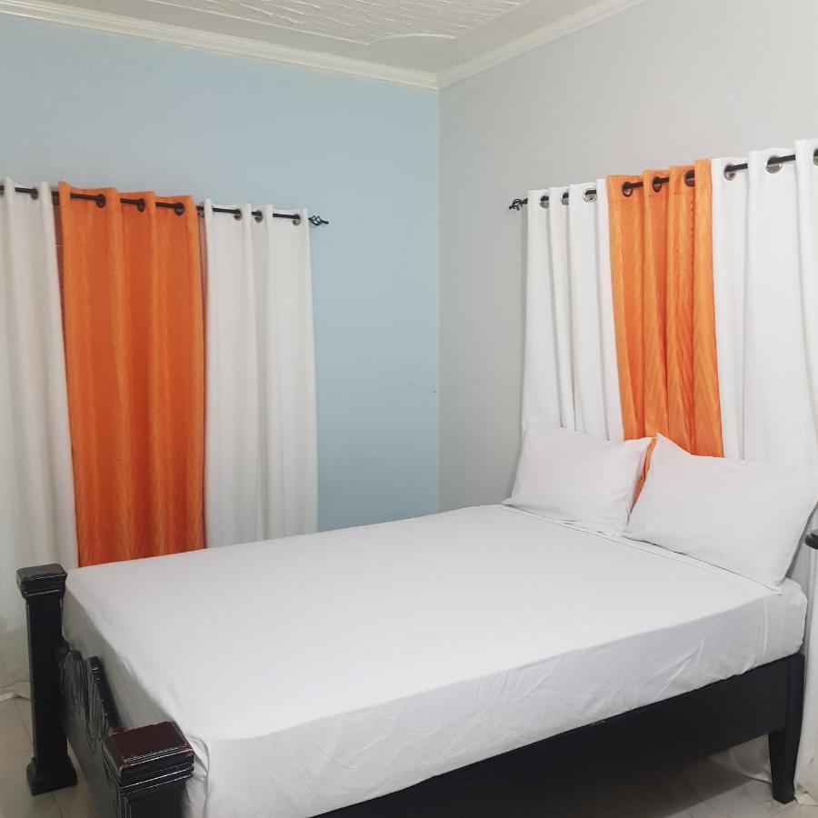 The Braemar Suite III New Kingston Exteriör bild